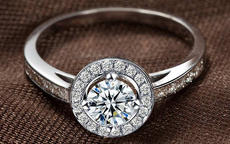 求婚戒指是一个还是买一对？