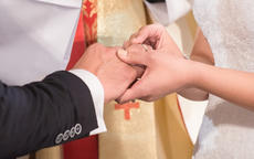 结婚戒指卖了影响婚姻说法靠谱吗？