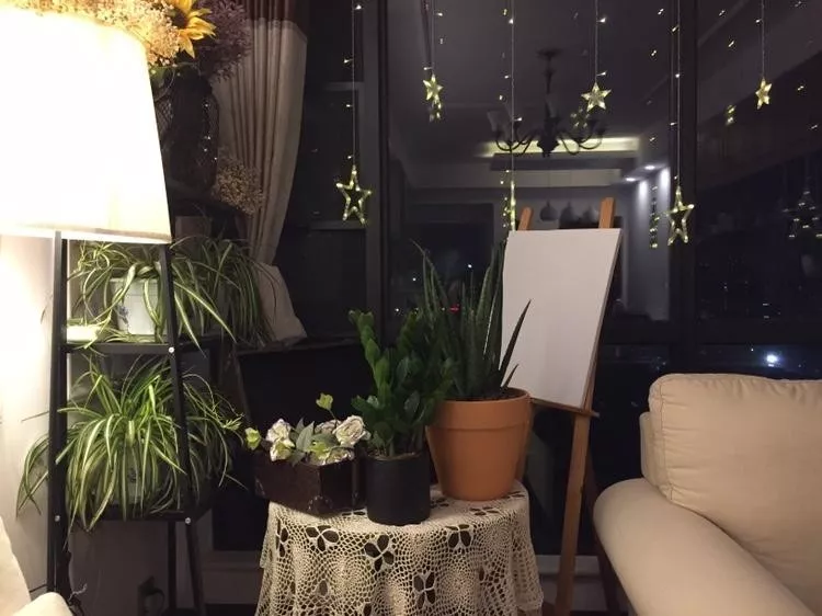 用6000块diy了一场全鲜花💐的草坪婚礼
