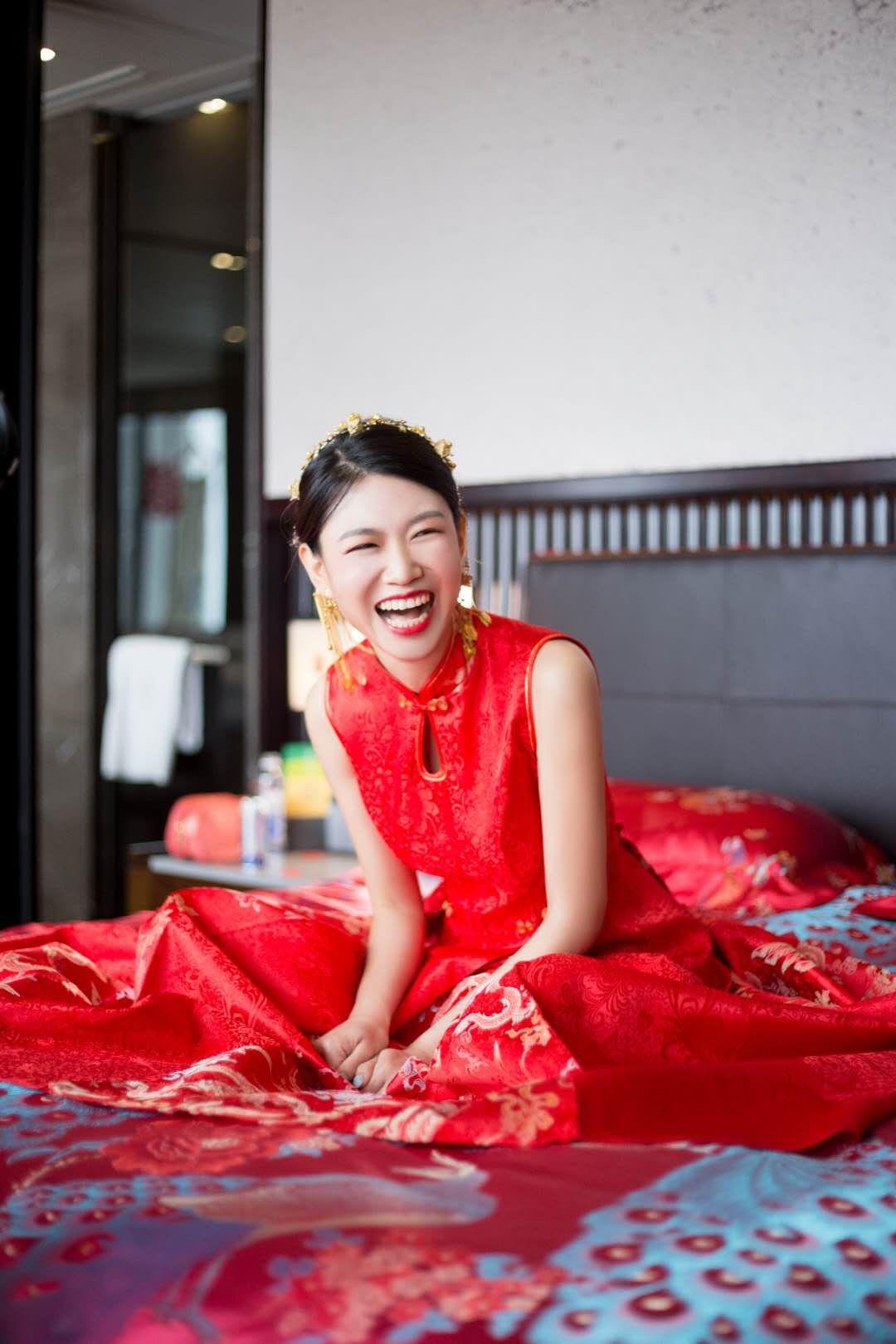 还在网购大牌同款婚纱？小心多烧3万！