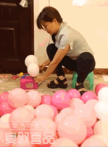 气球爱心造型制作方法