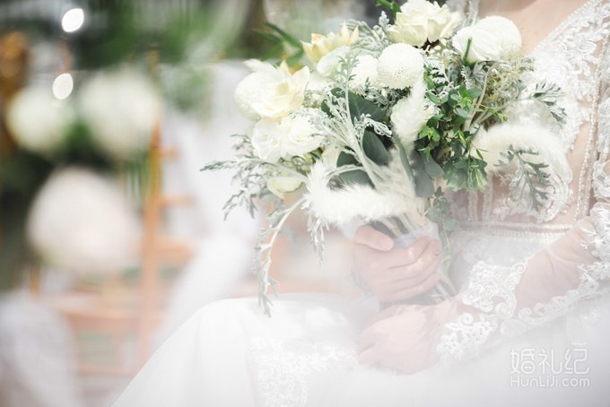这场婚礼比电影里还要浪漫一百倍