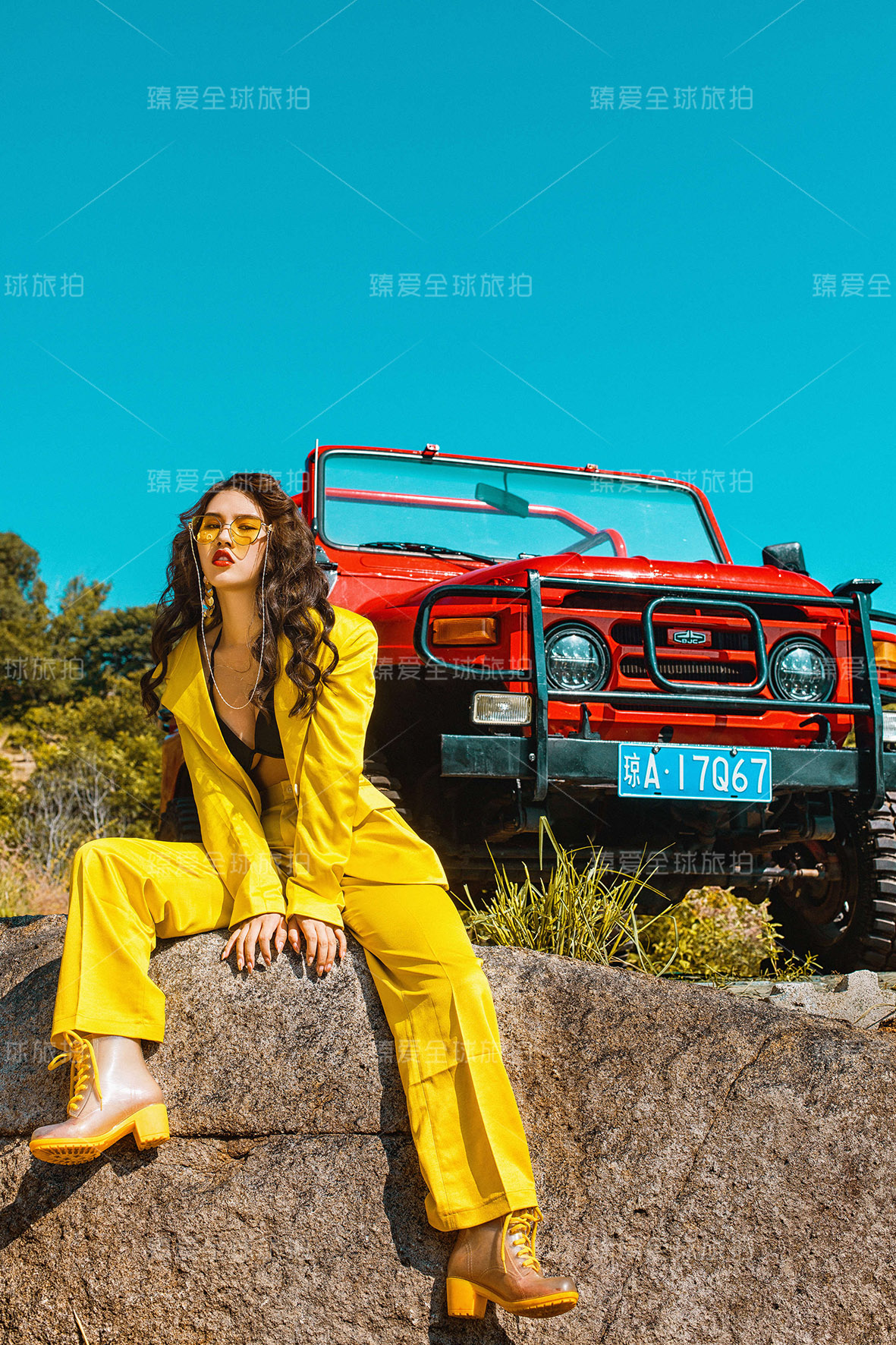三亚站网红旅拍！【海边吉普车】