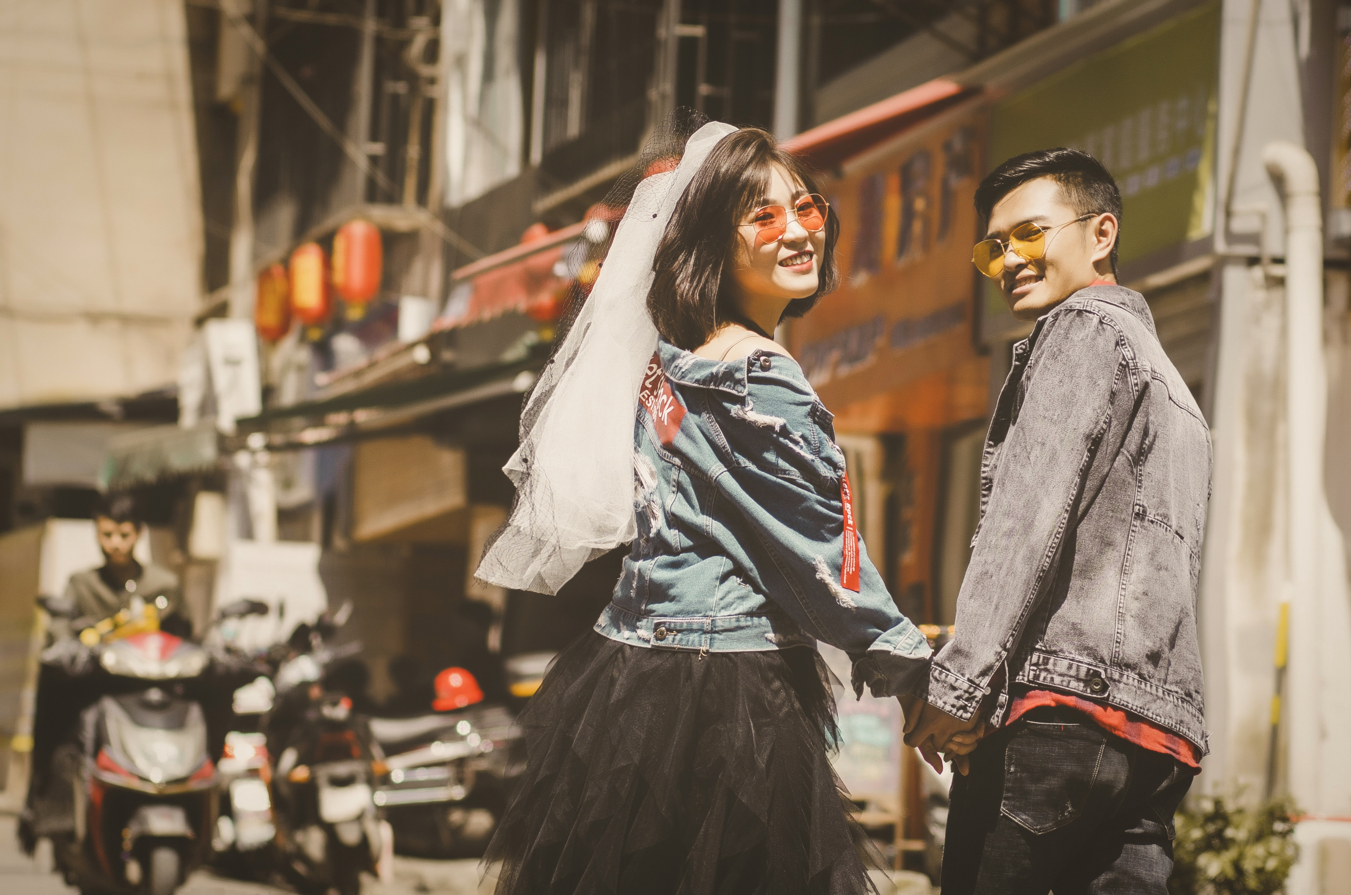 新春鉅惠+先拍后付+送結(jié)婚當(dāng)天婚紗