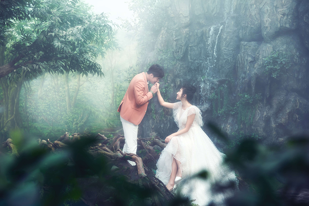 唯美绿地【8090婚礼会馆】