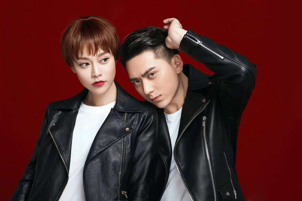    印愛(ài)時(shí)尚證件照拍攝