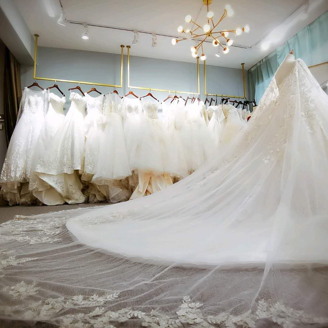 仙德婚纱礼服馆