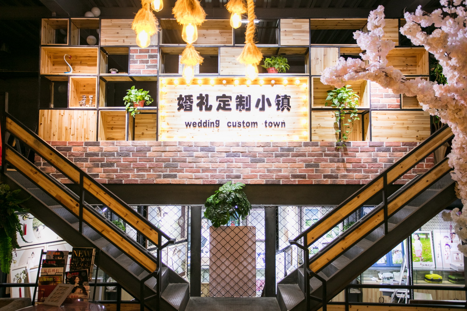 玫瑰恋人婚礼策划
