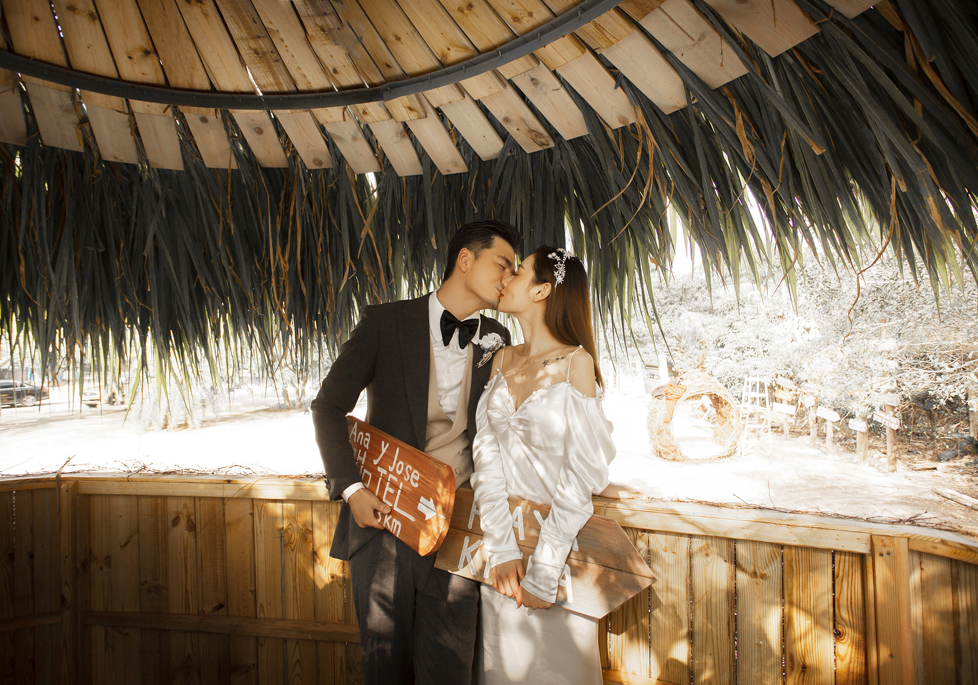 愛情海岸婚紗照+底片全送+入冊70張