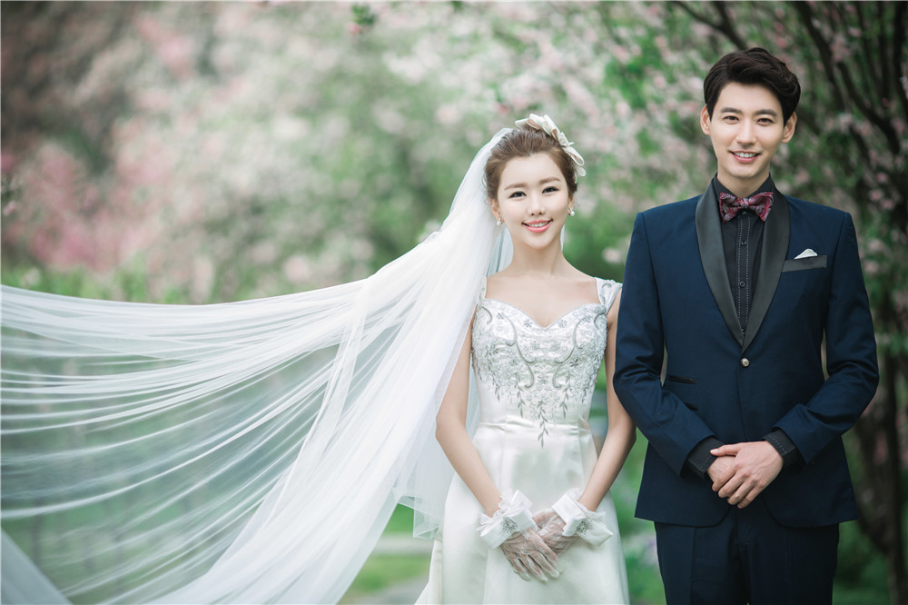 网络专属婚纱照丨安庆米兰婚纱摄影
