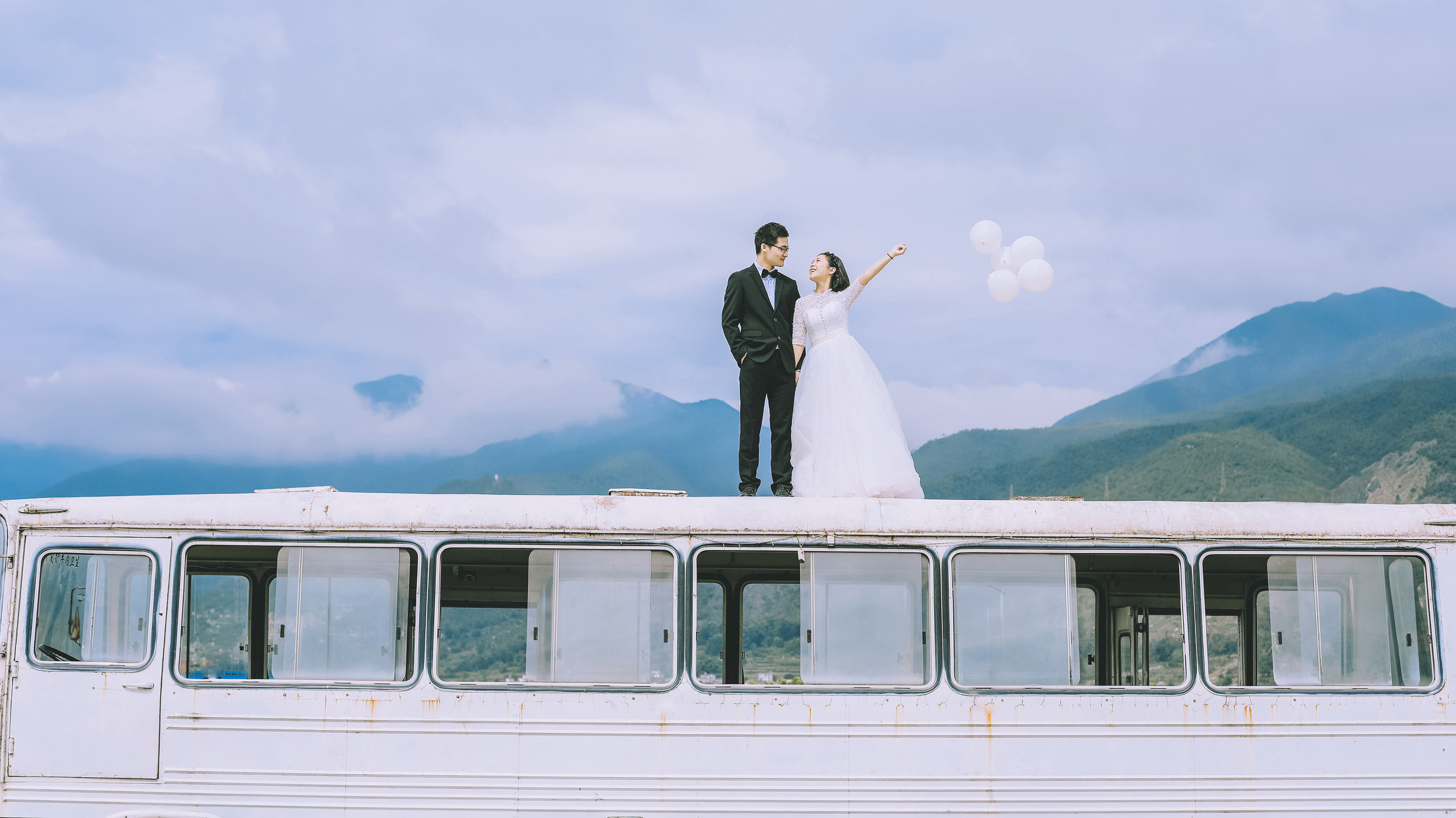 婚紗小清新，記錄你們真實(shí)的感情，多拍多送底片全送