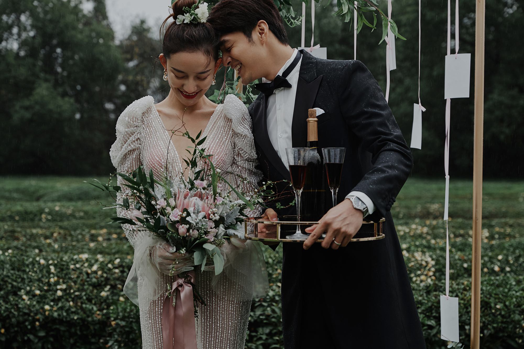 高端订制婚纱照撰写专属情感故事，记录相识相爱相知