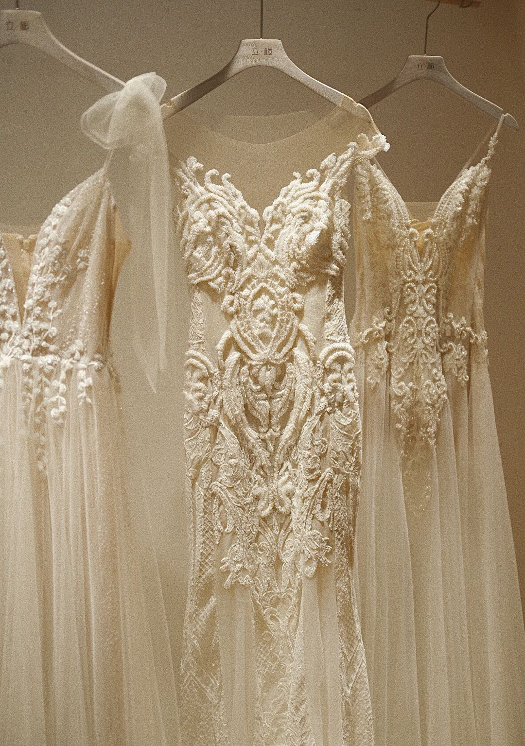 立·栀Bride复古婚纱礼服馆