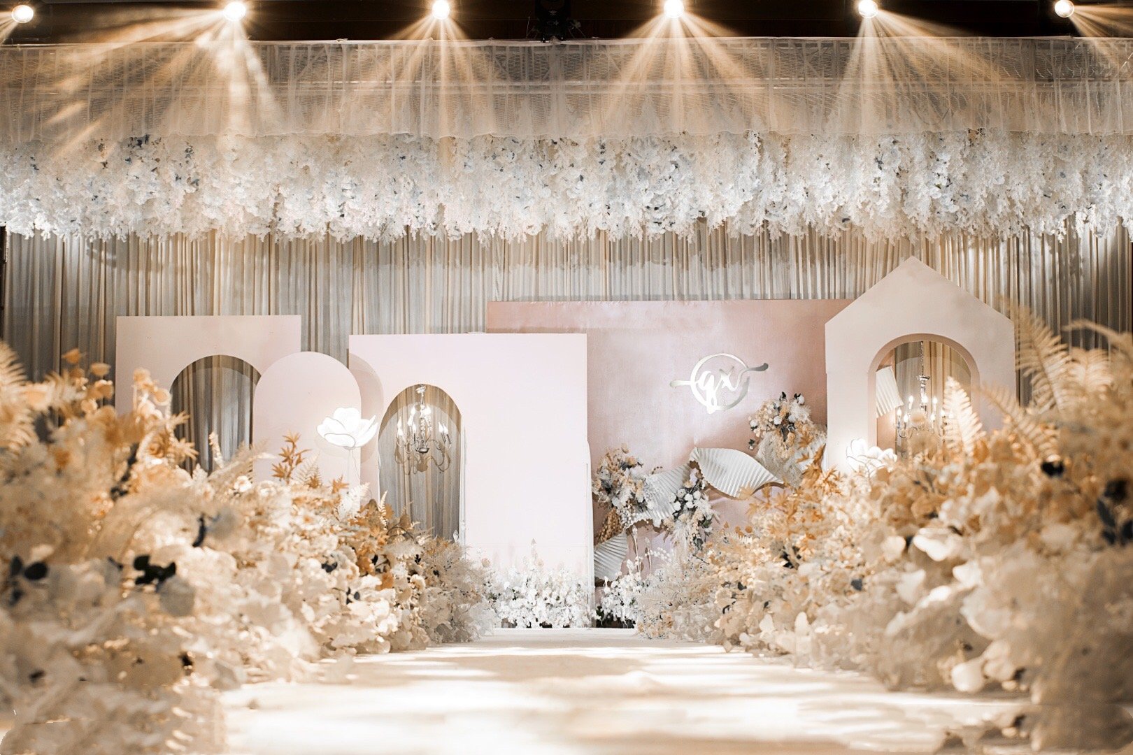 富尼耶回归欧洲篮球？奥林匹亚科斯获胜签约法邦球星，合同价钱欧元