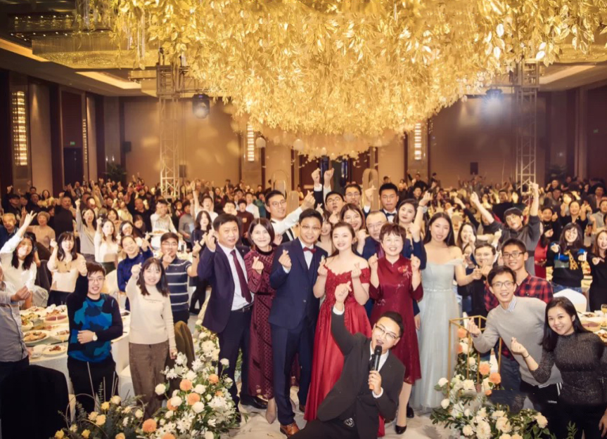 人人都夸的完美婚礼！一生一次的婚礼大合影是这样拍出来的