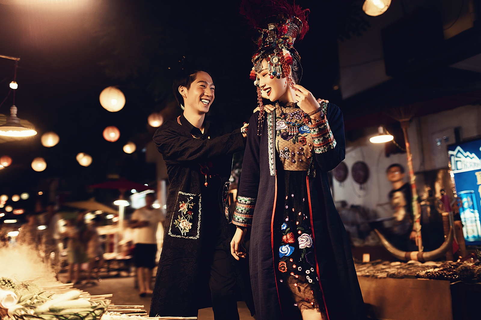 西双版纳丨爆款特惠套餐丨服装全场任选丨送特色夜景