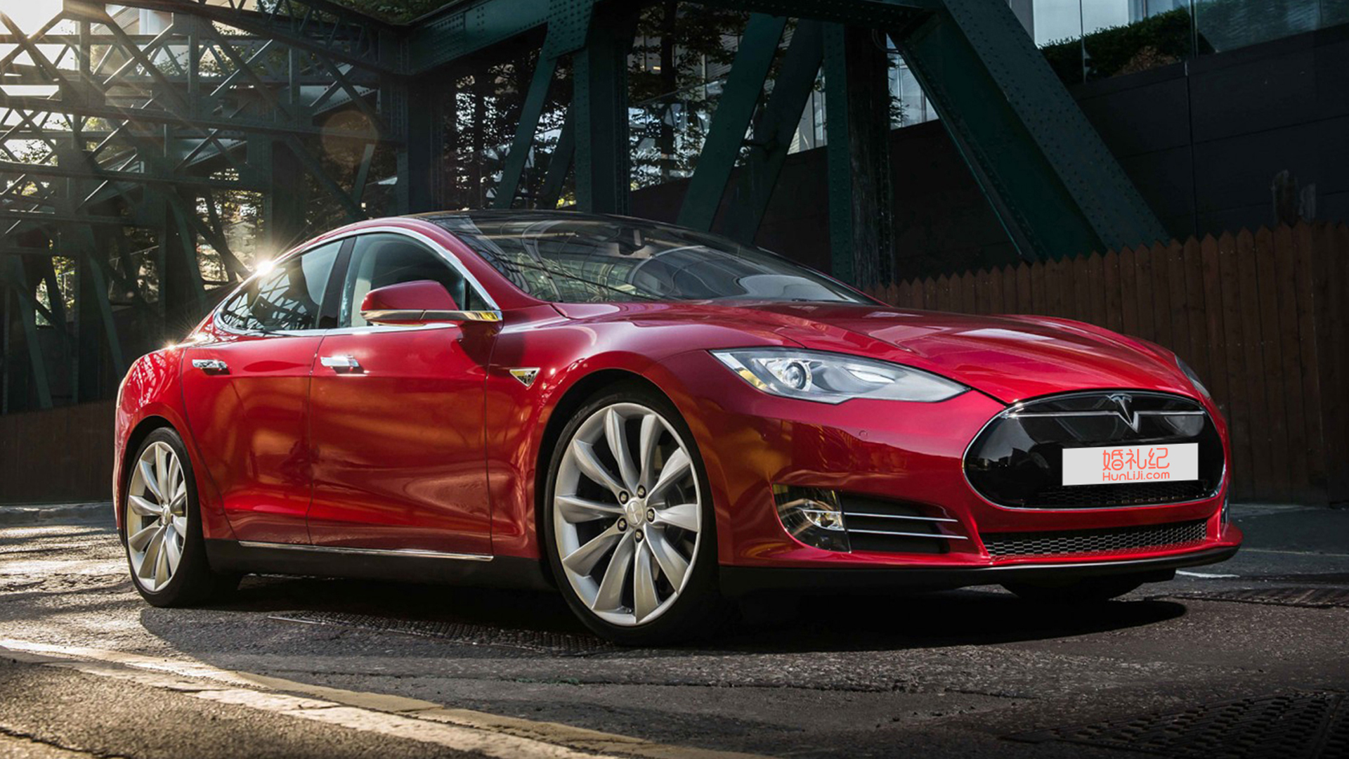【特斯拉】Model S x1辆  + 【丰田】凯美瑞x5辆