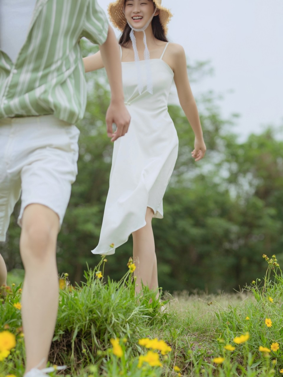 實(shí)惠型婚紗照+8套服裝+精修35張