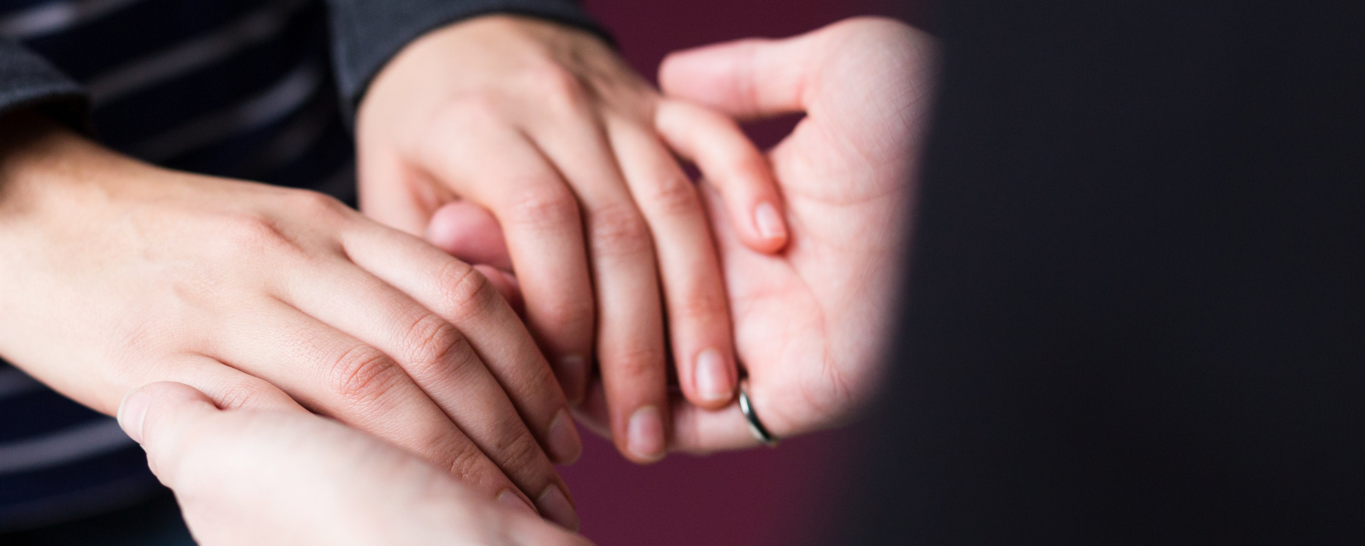 定亲就是订婚吗