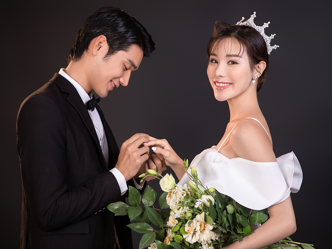 【韩尚婚纱摄影】总监拍摄+包含往返交通