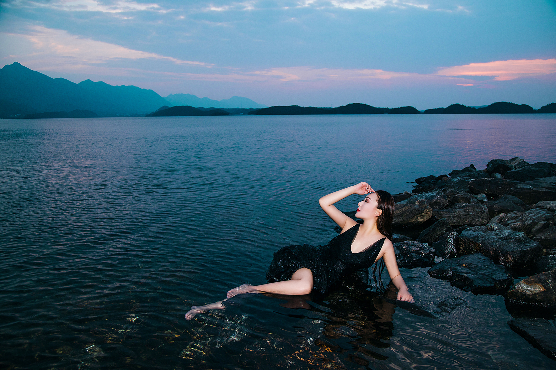 西海唯美大气水下游艇拍摄+内景+外景 精修50张