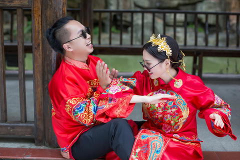 2020最受欢迎的中式婚纱照礼服