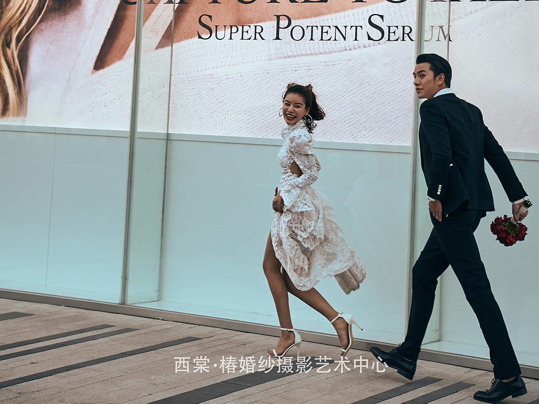 【西棠椿婚紗攝影】時尚街拍花語內(nèi)外景雙景婚紗照