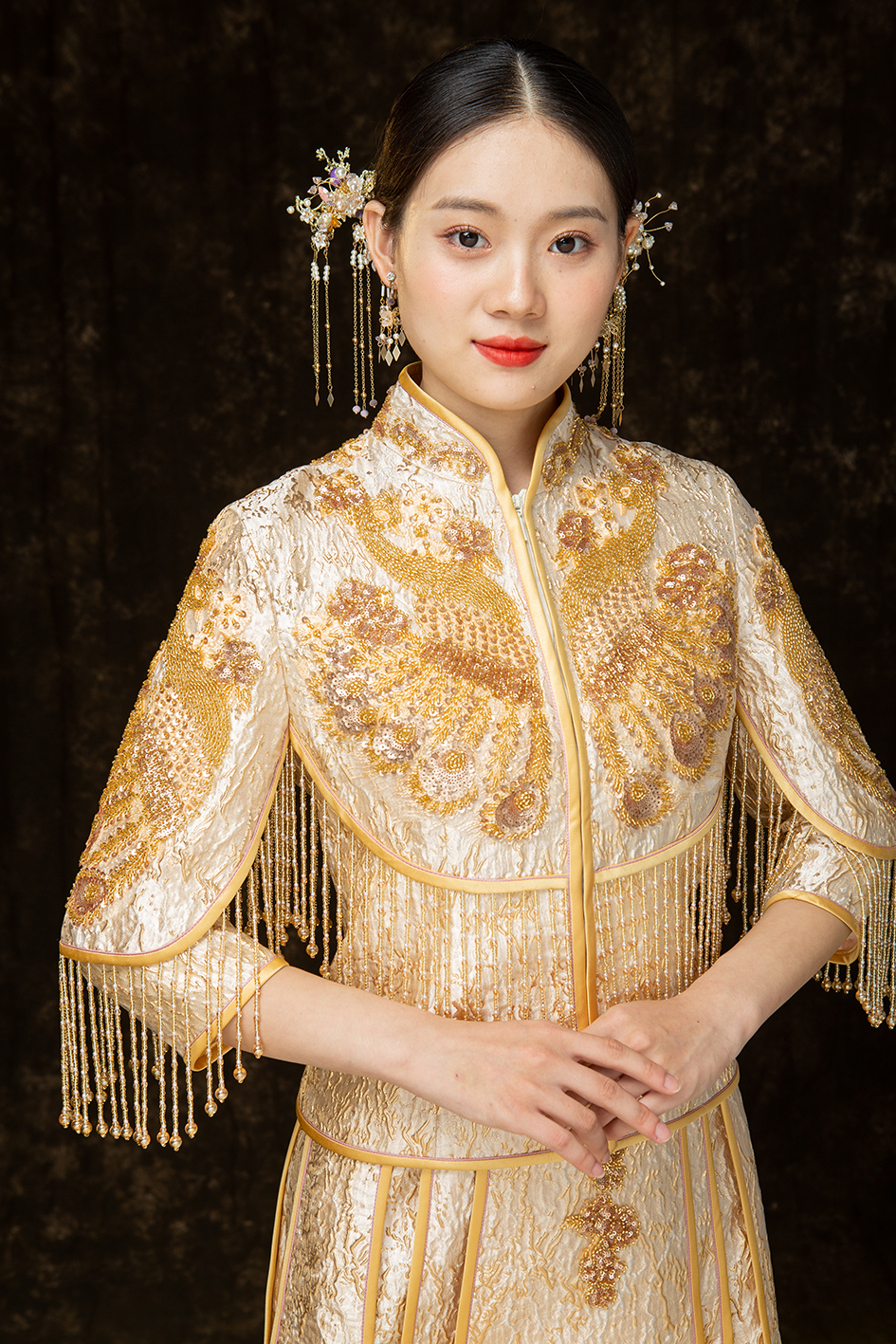 新中式出门秀禾