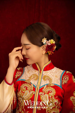 秀禾 | 中国红传统中式礼服