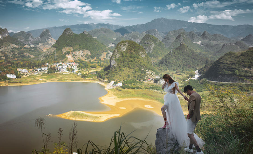 桂林婚纱照一般多少钱