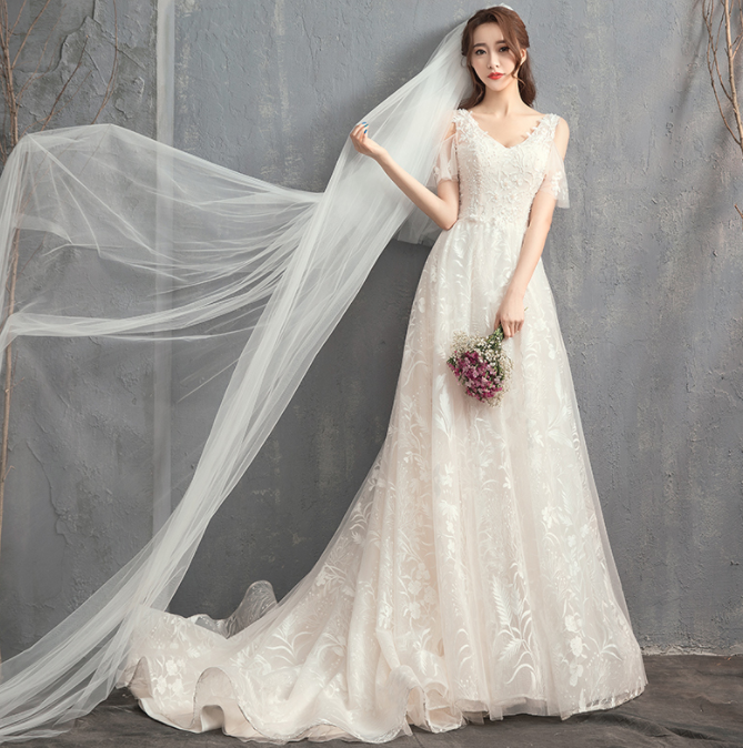 租婚纱大概多少钱一天（2021年）