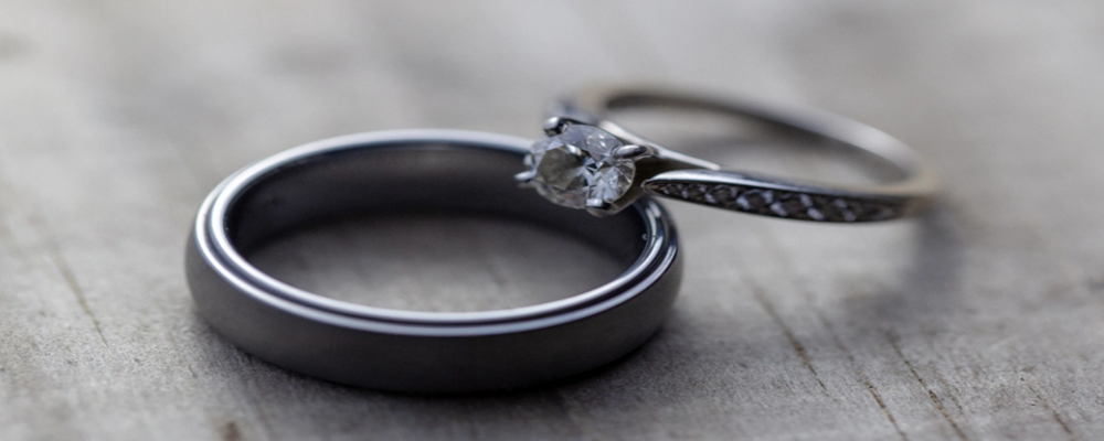 求婚戒指和订婚戒指一样吗