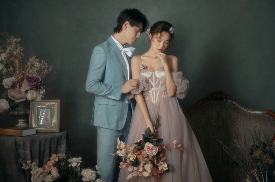 王宫婚纱摄影复古轻奢样片