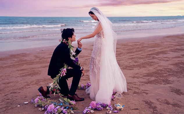 婚纱照姿势 7个pose教你拍出好看的婚纱照