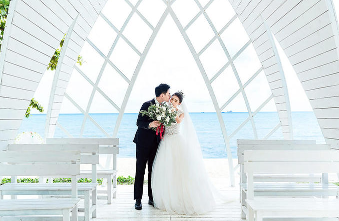 婚纱照姿势 7个pose教你拍出好看的婚纱照