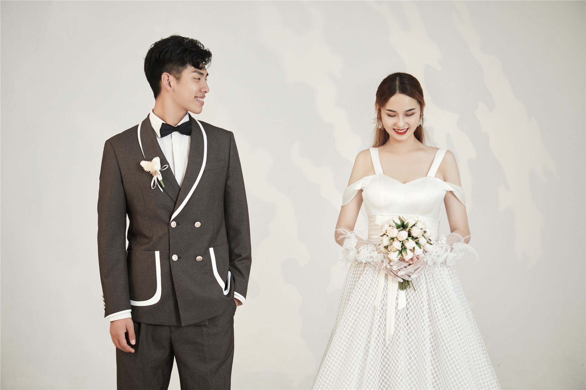 2021爆款轻奢个性定制婚纱照底片全送
