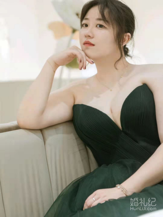 微胖女孩怎么挑婚纱？纯干货建议收藏🍎