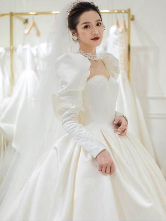 👏👏婚纱选对，👰👰年轻十岁！