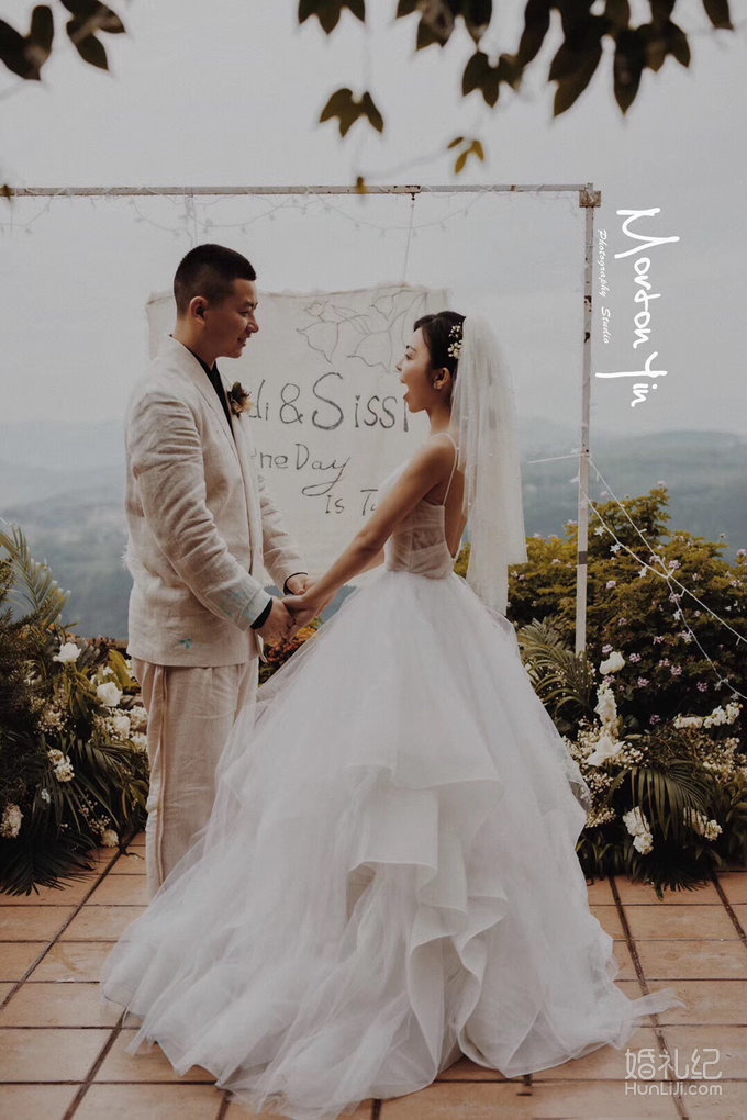👰一发朋友圈就被要链接，来记录一下我的选纱