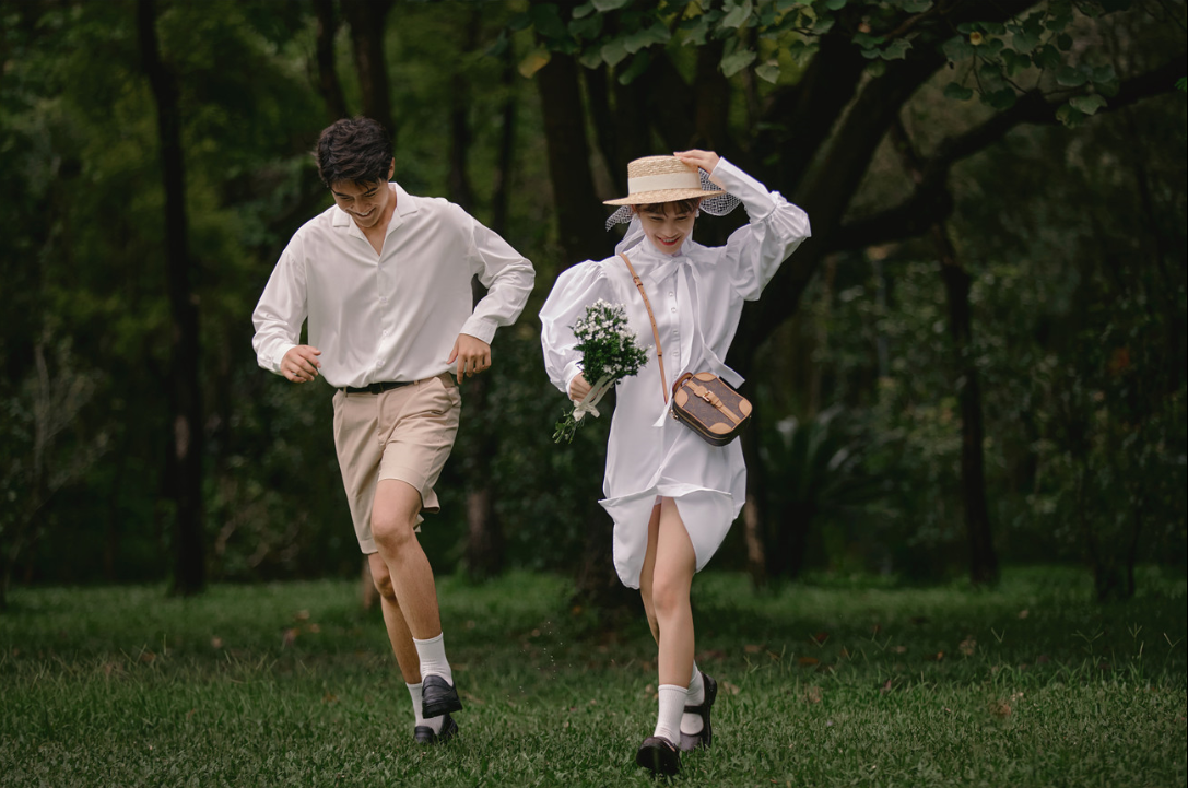 王宫婚纱摄影纪实风样片拍摄