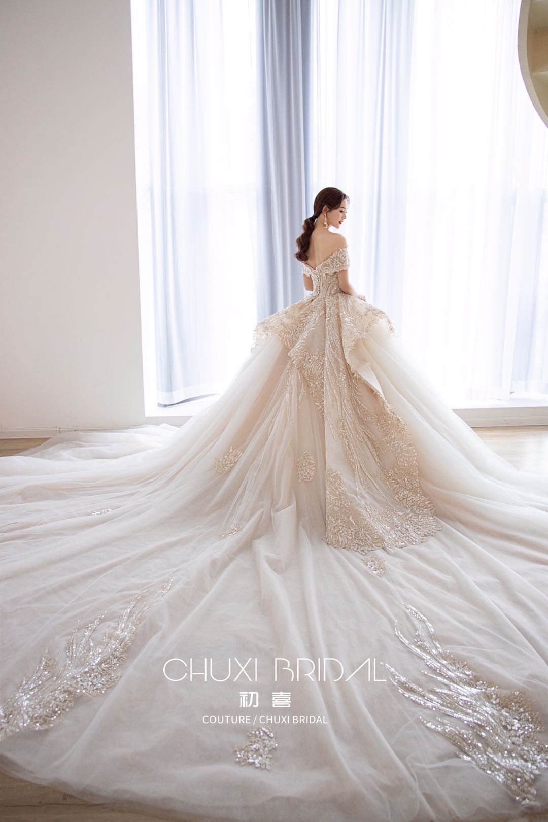 【初喜婚纱定制】--奢华婚纱