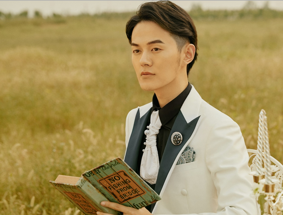 王宫婚纱摄影纪实风样片拍摄