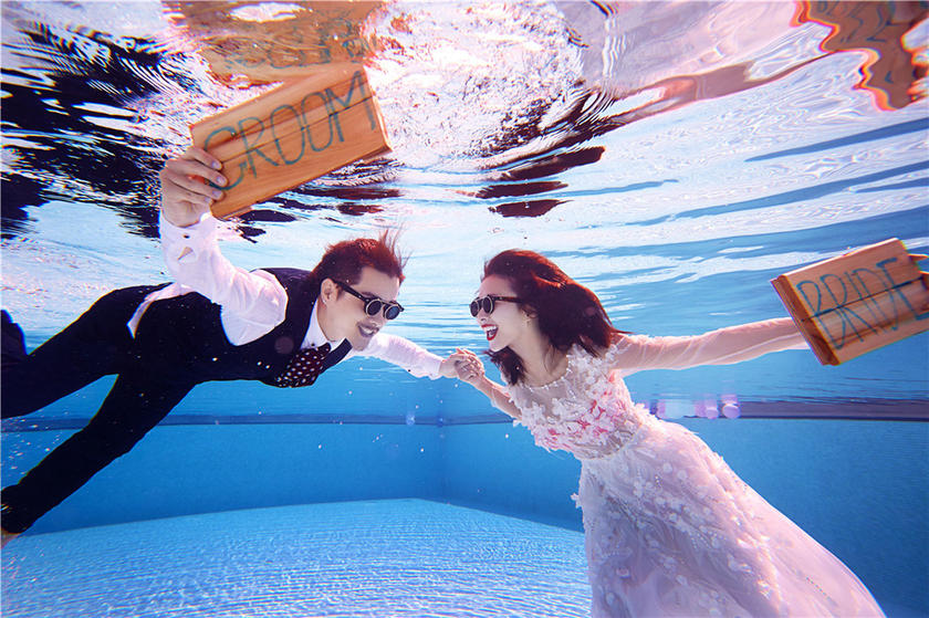 水下婚纱照怎么拍