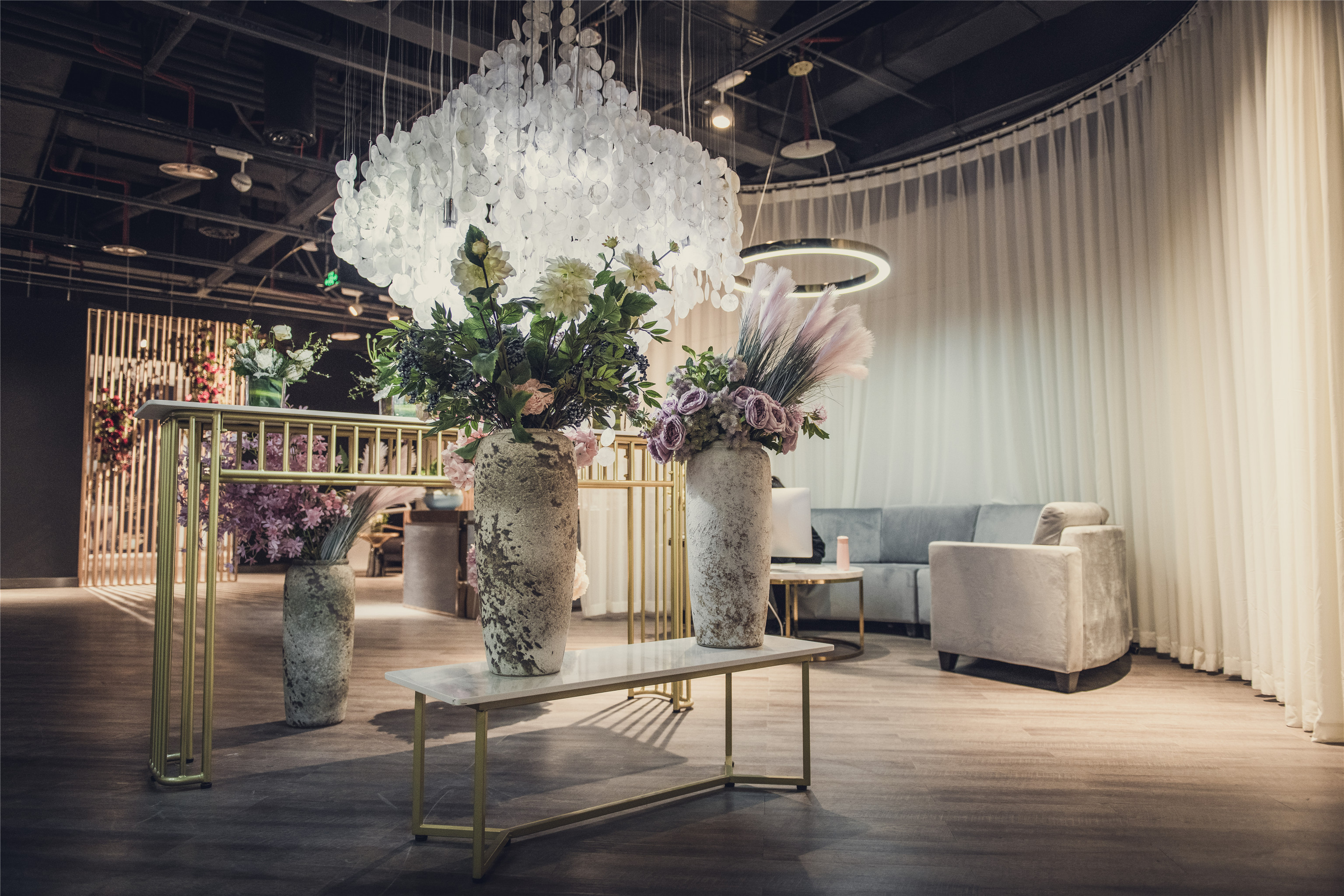 成都花汀婚纱摄影工作室(成都店)