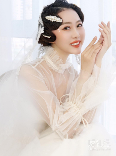 不到2k搞定我的婚纱👰，武汉姐妹盘它！