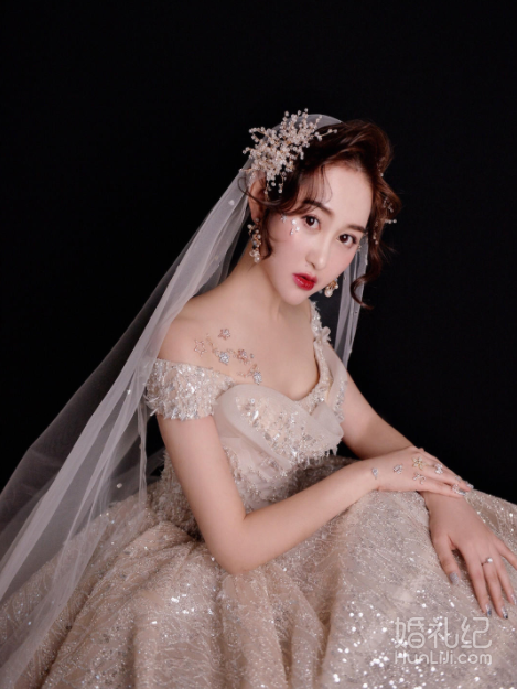 不到2k搞定我的婚纱👰，武汉姐妹盘它！