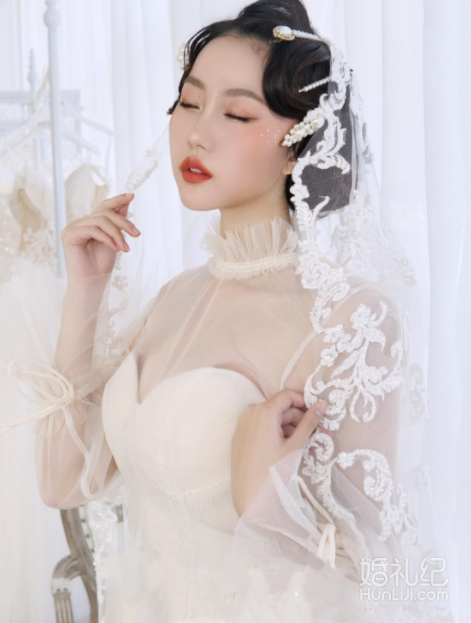 不到2k搞定我的婚纱👰，武汉姐妹盘它！