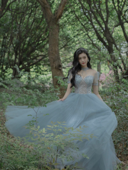 备婚分享👰一口气把婚纱和婚纱照都搞定了！
