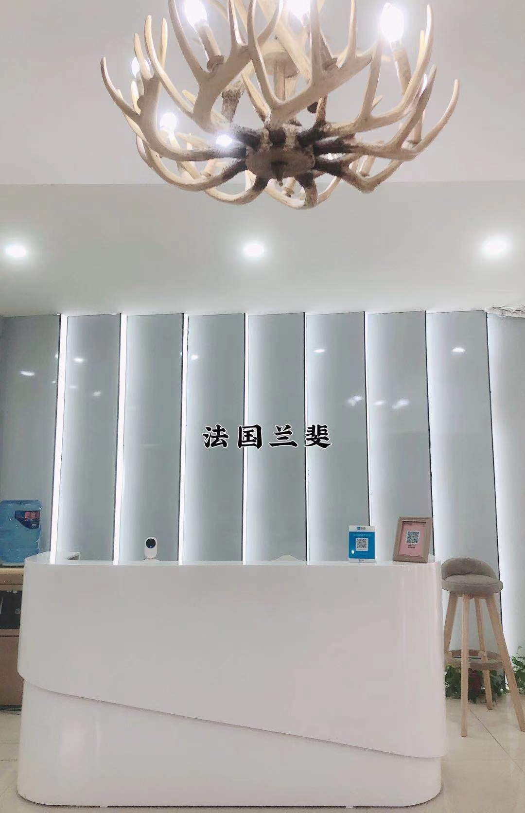 LAFINE法国兰斐婚纱旗舰店