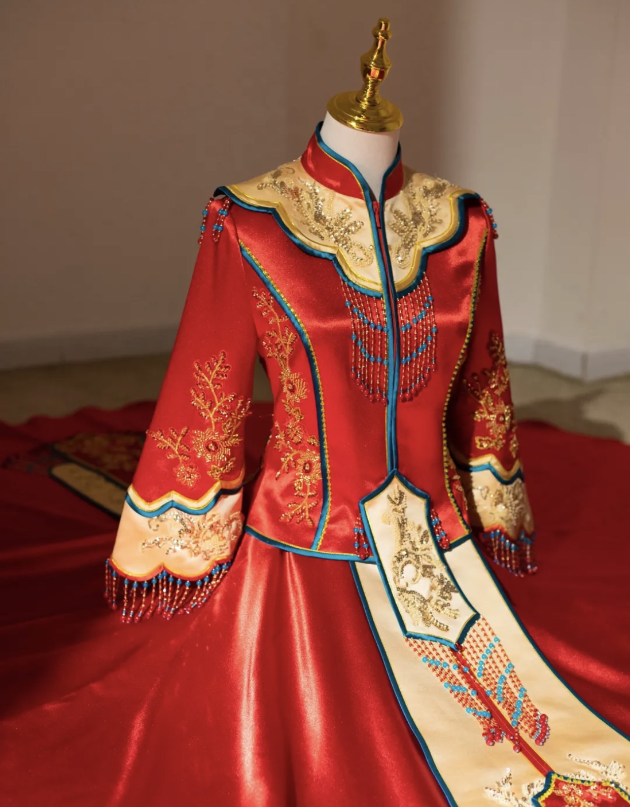 【辛迪·中式】撞色修身流苏秀禾